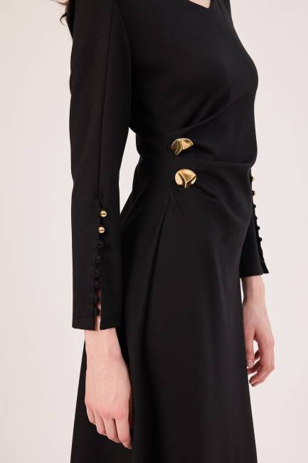 Açık yakalı kol ucu yırtmaç detaylı likralı elbise - Thumbnail