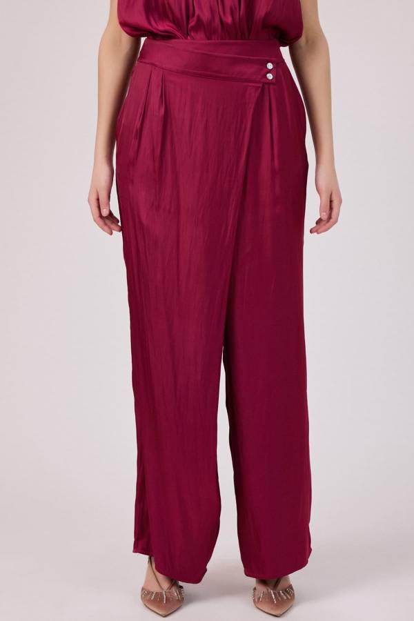 Asimetrik kemerli pantolon