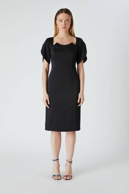 Fever - Asimetrik kollu elbise (1)