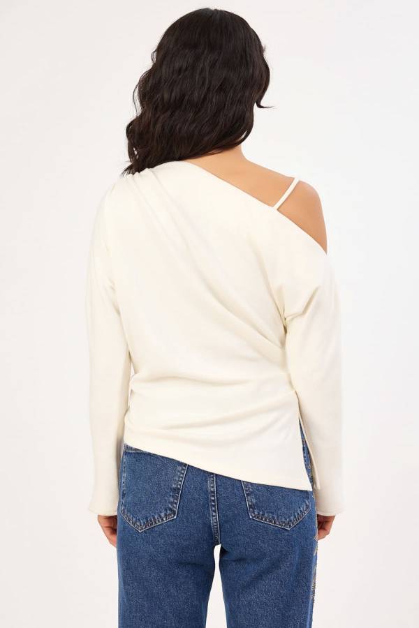 Fever - Asimetrik yakalı örme bluz (1)