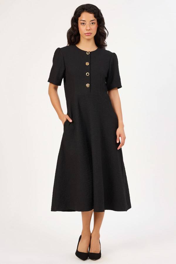 Fever - Broş düğmeli kırışık dokulu siyah elbise