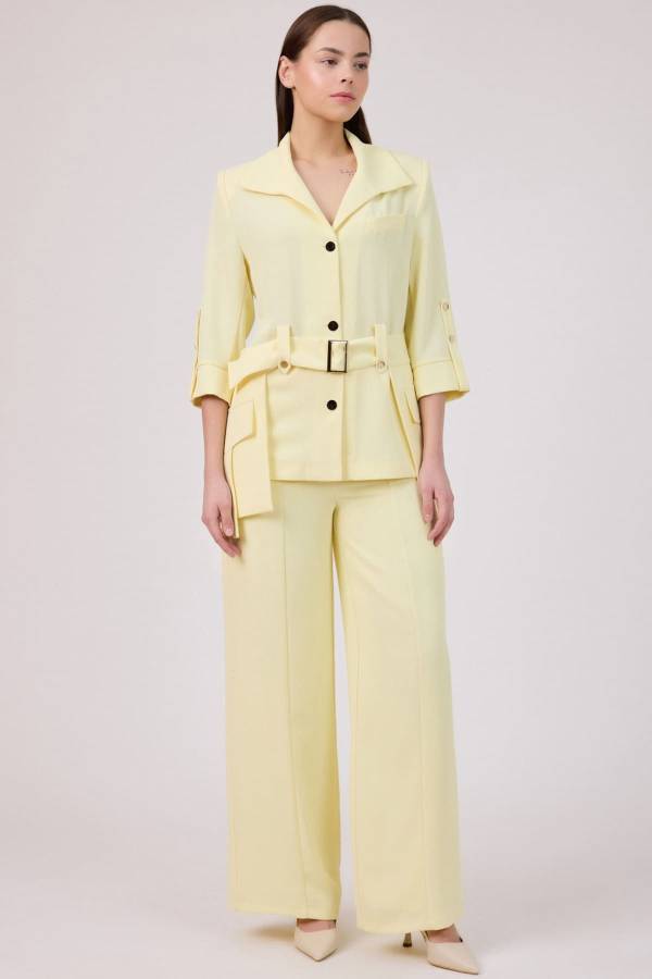 Cep detaylı kemerli ceket