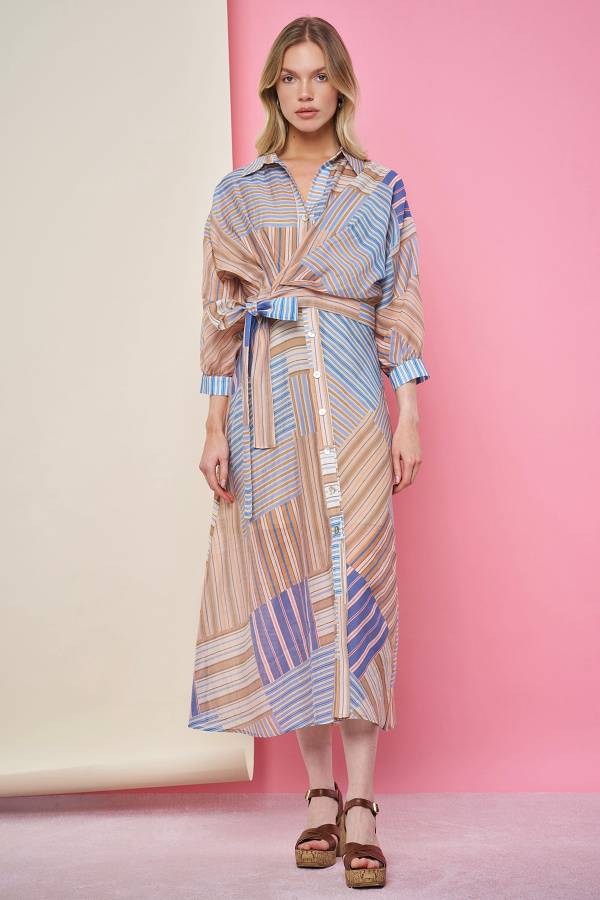 Çizgi desenli tensel elbise