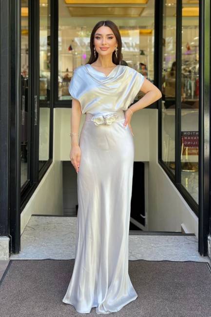 Fever - Degaje yaka elbise