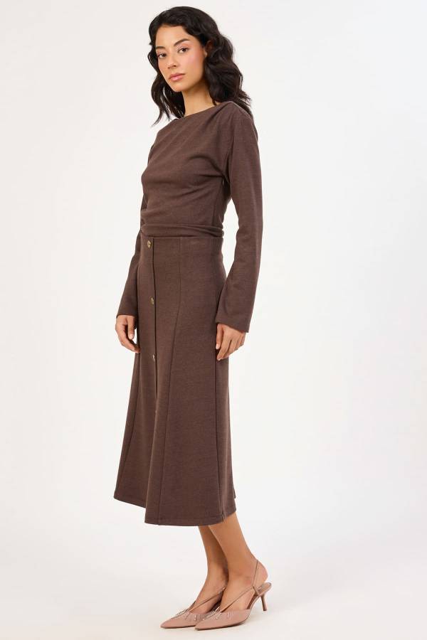 Düğme aksesuarlı triko etek  Düğme aksesuarlı triko etek