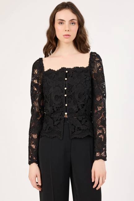 Düğmeli güpür bluz - Thumbnail