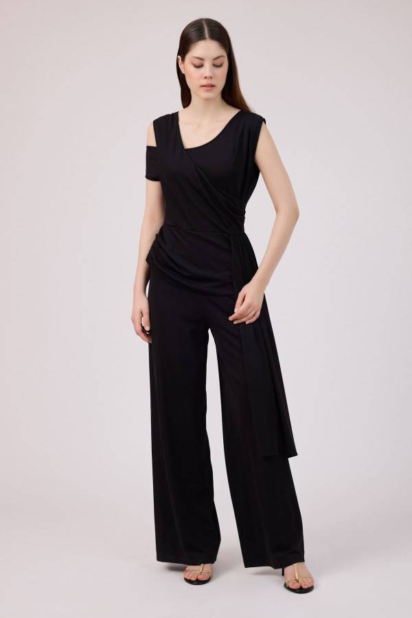 Düşük omuzlu drapeli tulum