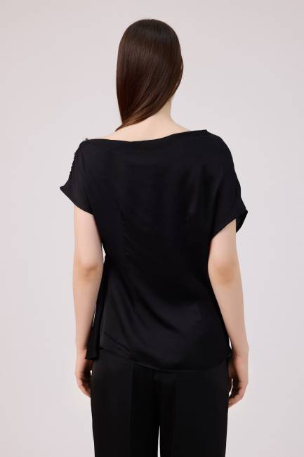 Düşük omuzlu saten bluz - Thumbnail