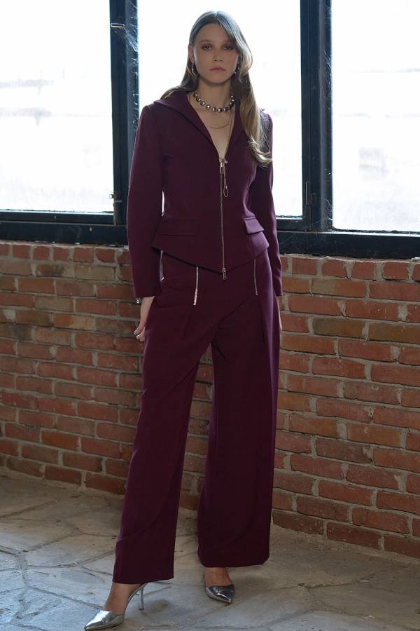 Fermuar detaylı pileli geniş paça pantolon Fermuar detaylı pileli geniş paça pantolon