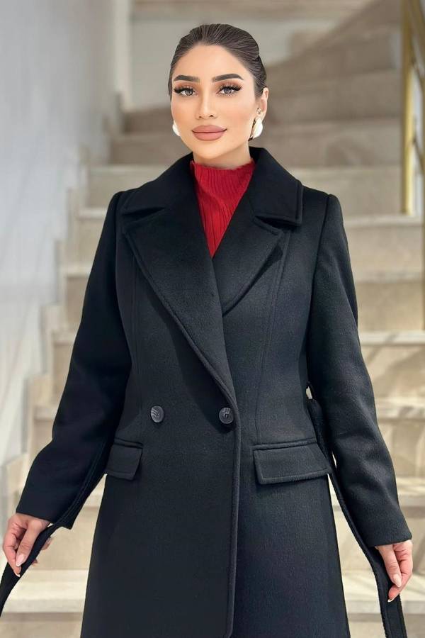 Geniş yakalı kaban