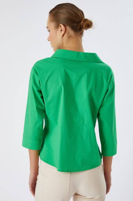 Geniş yakalı poplin gömlek - Thumbnail