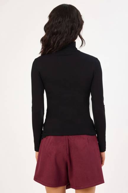 Gold toka detaylı boğazlı yaka bluz - Thumbnail