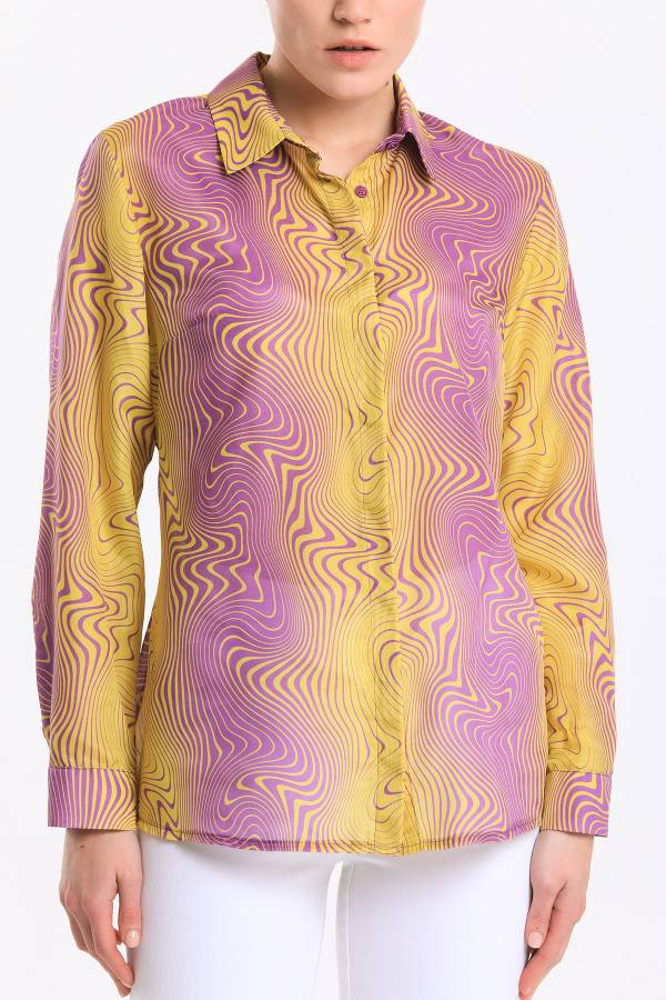 Grafik desenli gömlek