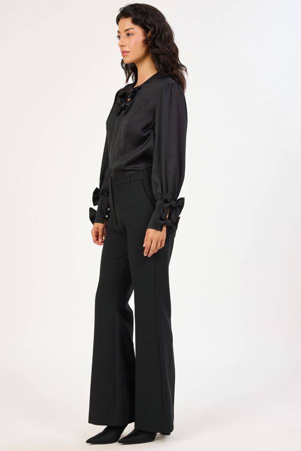 İspanyol paça likralı siyah pantolon