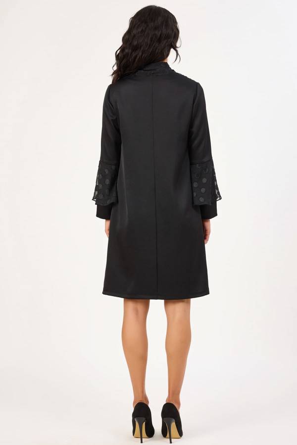 Jakar puanlı elbise