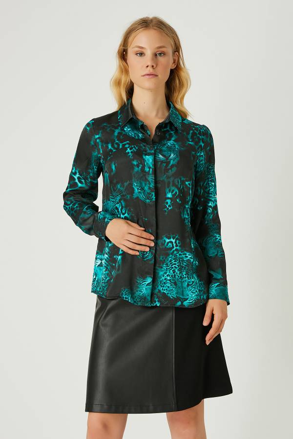 Kaplan desenli gömlek