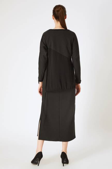Kayık yaka kumaş geçişli yırtmaç detaylı elbise - Thumbnail