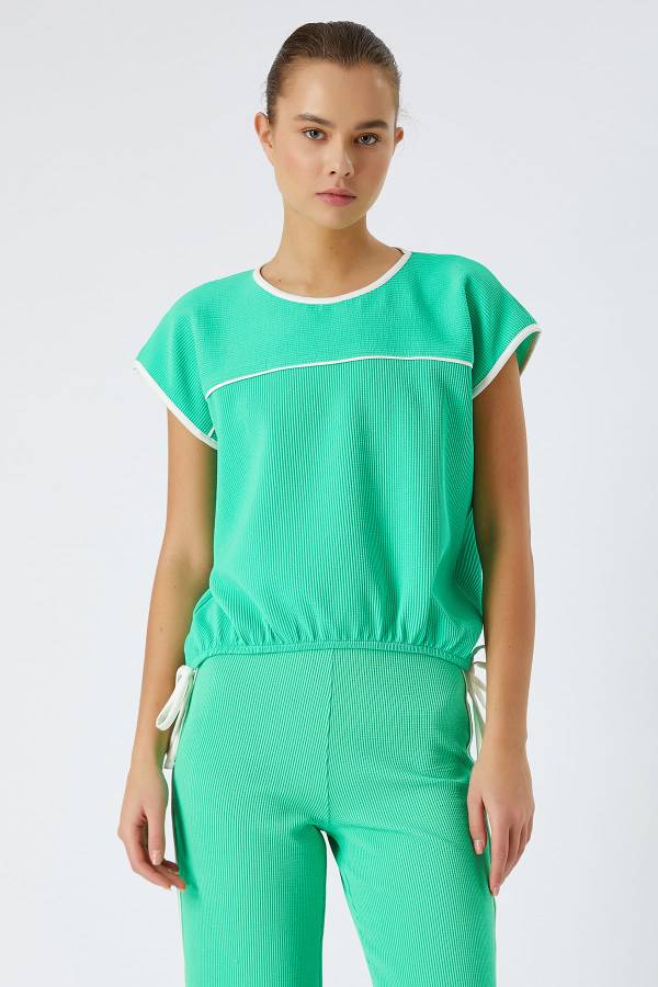 Kontrast biyeli örme bluz