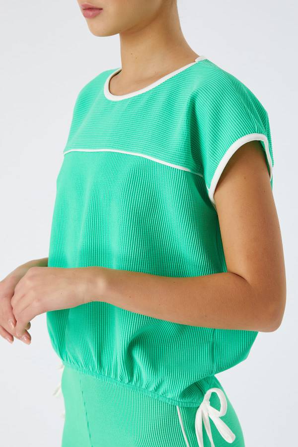 Kontrast biyeli örme bluz