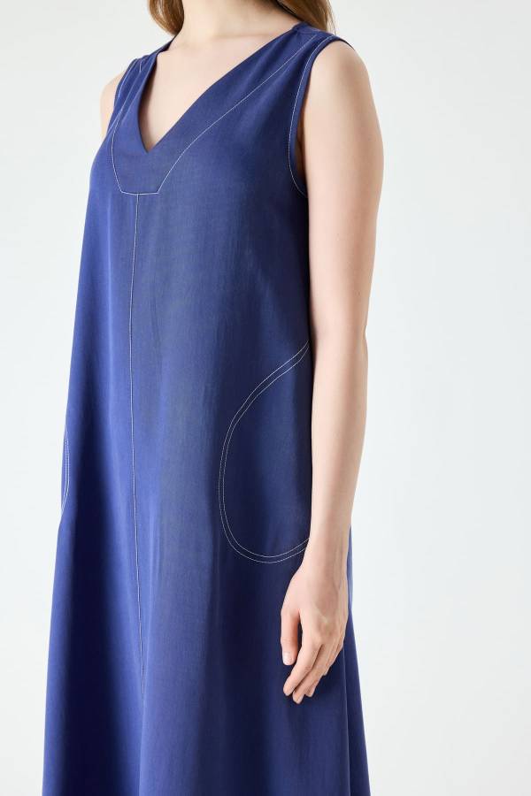 Kontrast dikişli tencel midi elbise