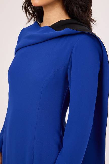 Kontrast şal detaylı elbise - Thumbnail