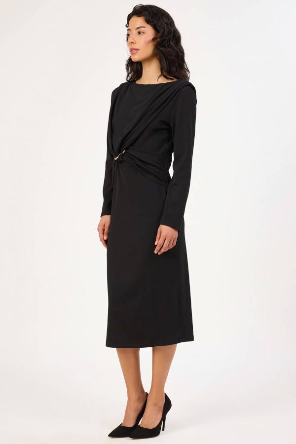 Metal tokalı likralı örme elbise Metal tokalı likralı örme elbise