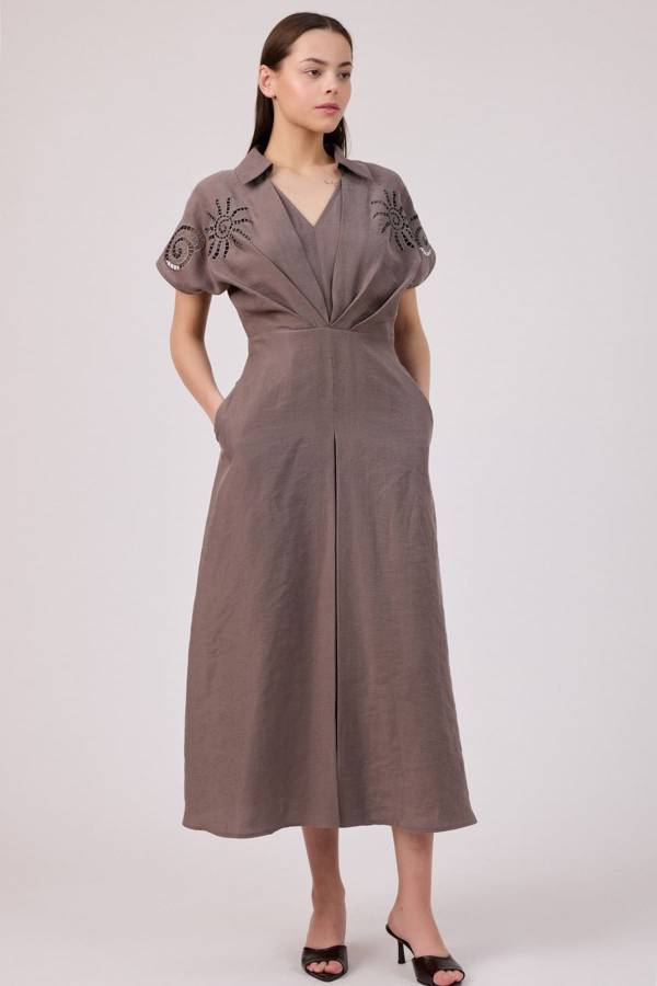 Nakış detaylı tencel elbise