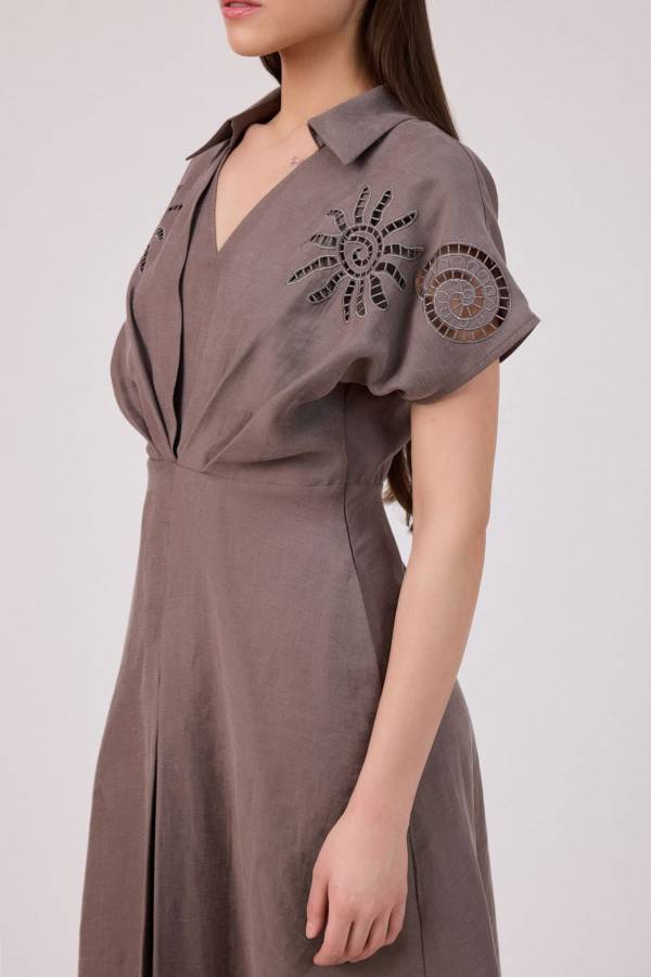 Nakış detaylı tencel elbise