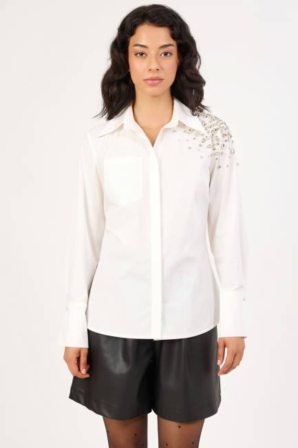 Fever - Omuzu işleme detaylı likralı gömlek (1) Fever - Omuzu işleme detaylı likralı gömlek (1)