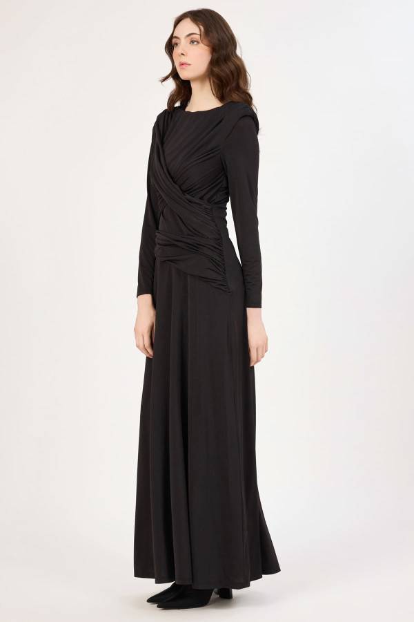 Önü drape detaylı likralı maxi elbise