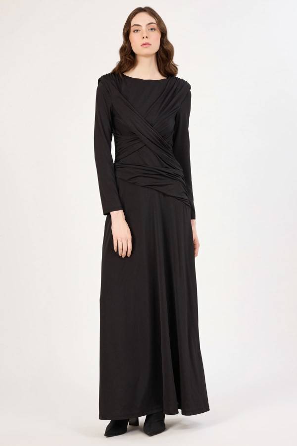 Önü drape detaylı likralı maxi elbise