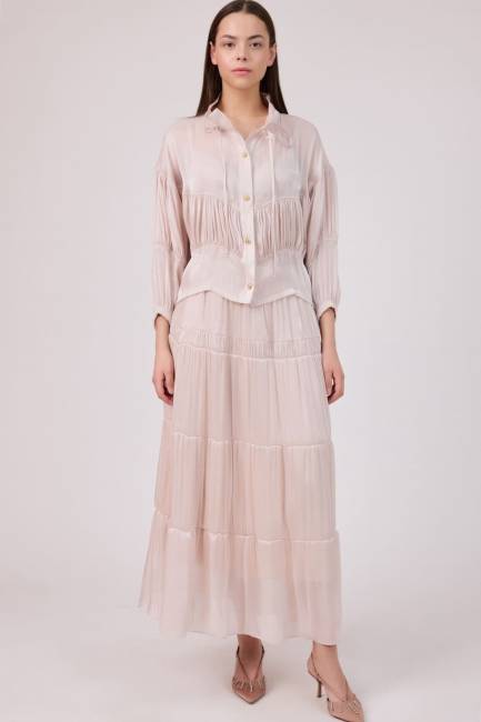 Parlak iplikli organze büzgü detaylı kap - Thumbnail