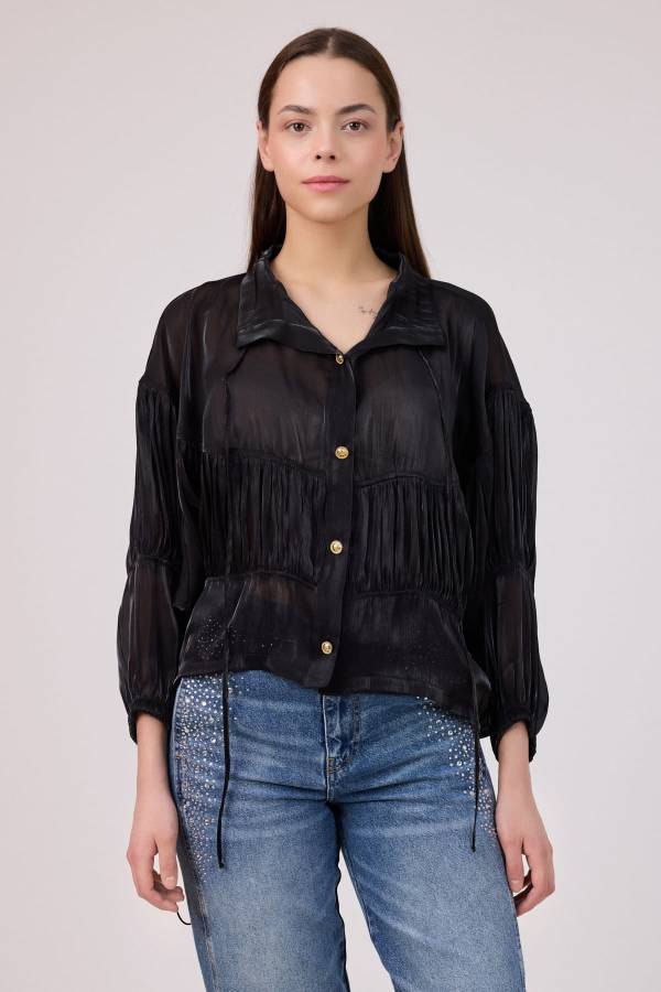 Parlak iplikli organze büzgü detaylı kap