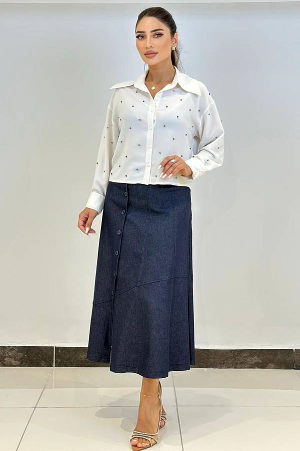 Parlak taşlı dökümlü gömlek