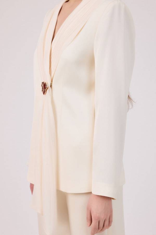 Plise şifon yakalı ceket