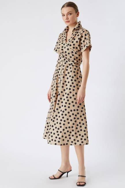 Fever - Puan desenli bağlamalı elbise (1)