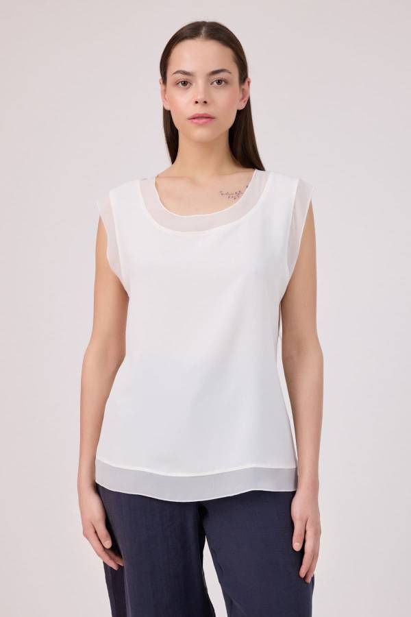 Şifon bant detaylı kolsuz bluz