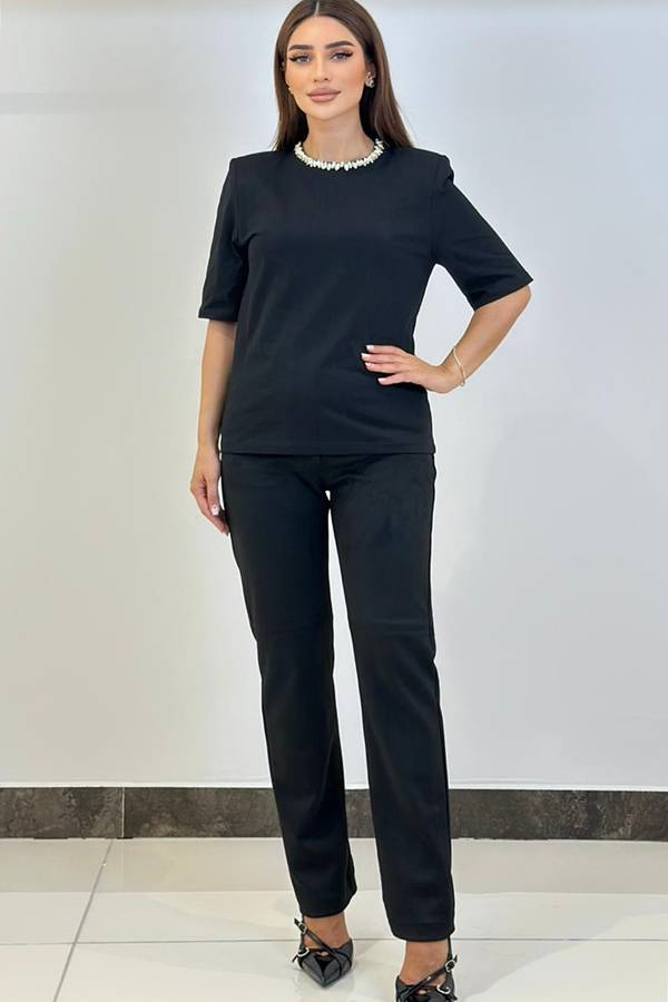 Taş işlemeli örme bluz Taş işlemeli örme bluz