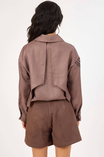 Tek tarafı nakış detaylı tencel gömlek - Thumbnail