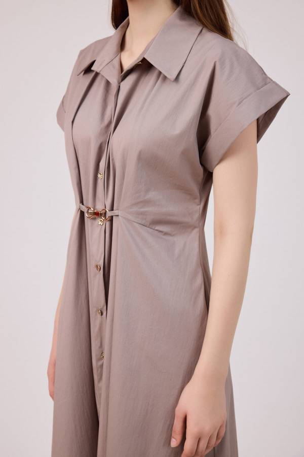 Toka detaylı gömlek elbise