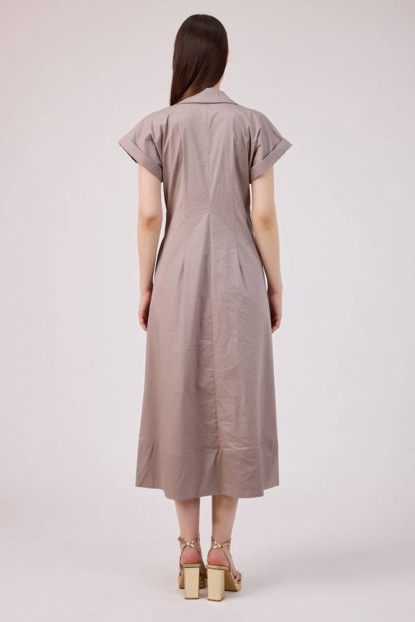 Toka detaylı gömlek elbise