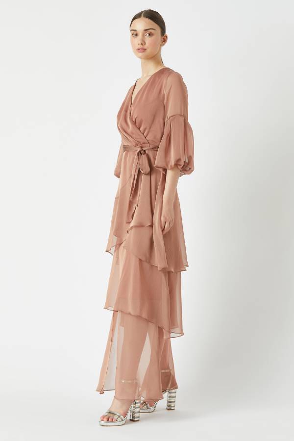 Volanlı kat kat uzun elbise