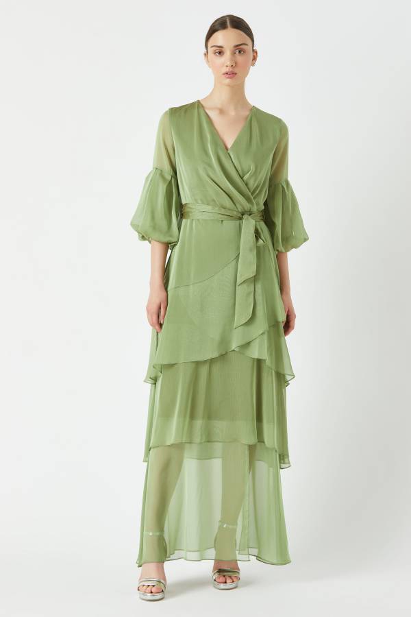 Volanlı kat kat uzun elbise