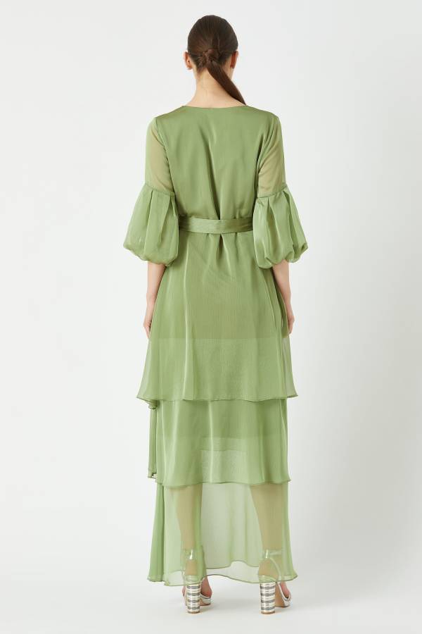 Volanlı kat kat uzun elbise