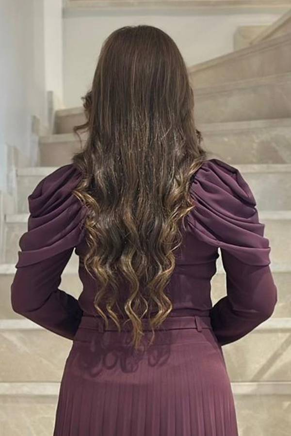 Yaka detaylı broş düğmeli bluz