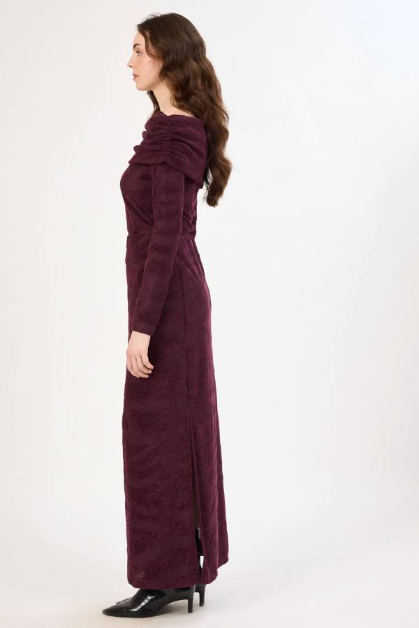 Yırtmaç detaylı dokulu midi etek