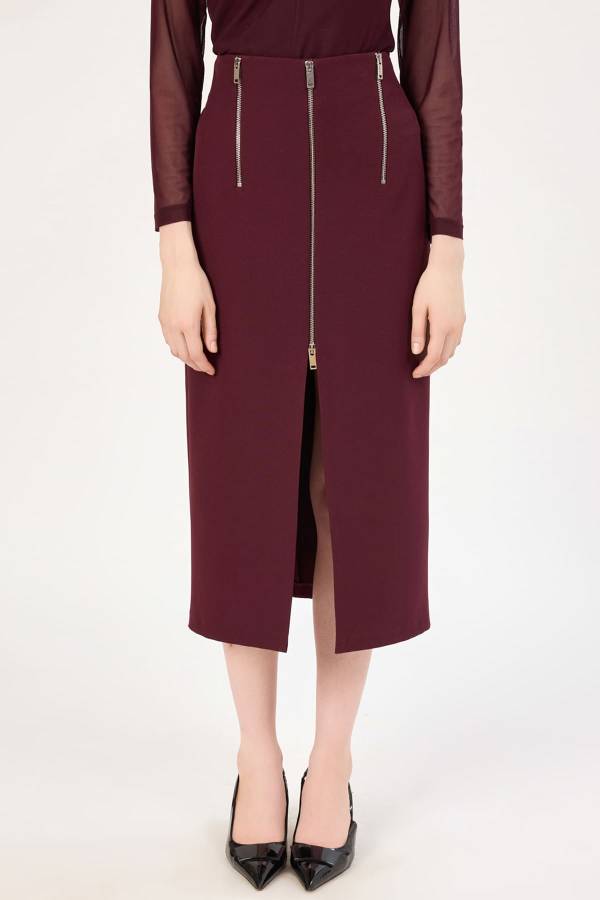 Yırtmaç ve fermuar detaylı likralı etek Yırtmaç ve fermuar detaylı likralı etek