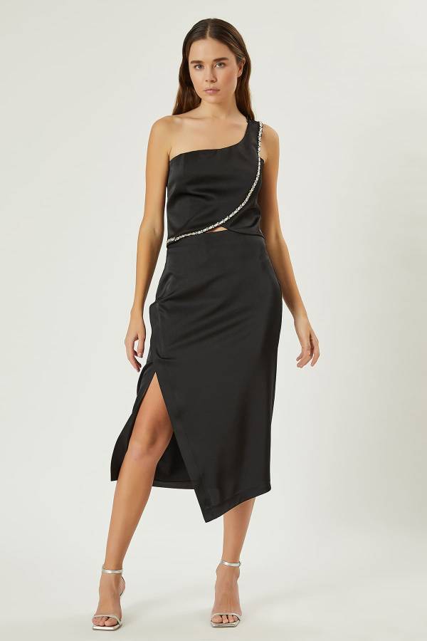 Yırtmaçlı saten etek