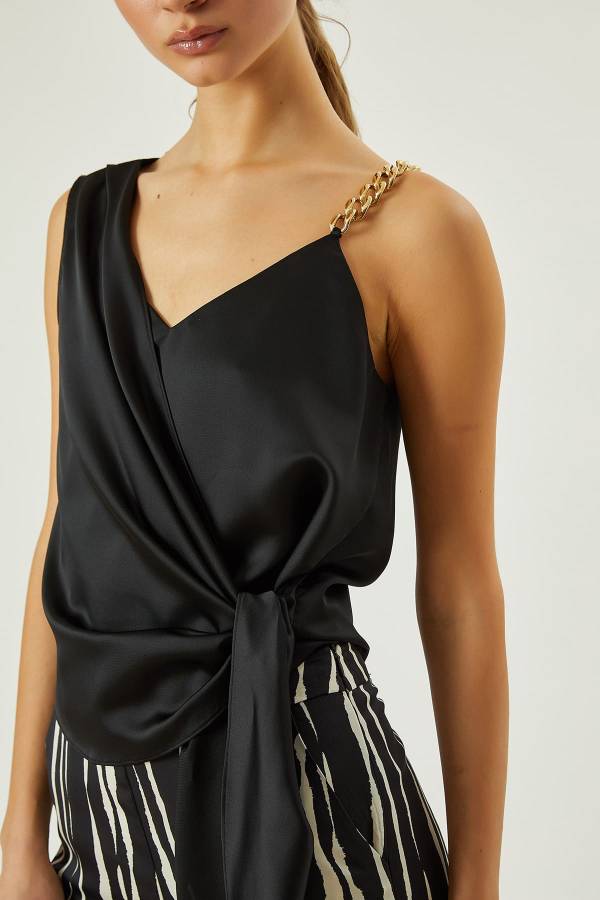 Zincir askılı atlet